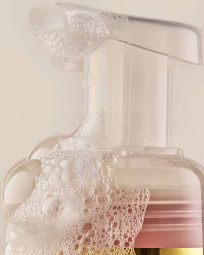 Bath & Body Works Foaming Soap - Champagne Toast