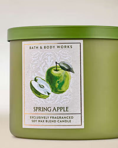 Bath & Body Works 3 wick Candle - Spring Apple
