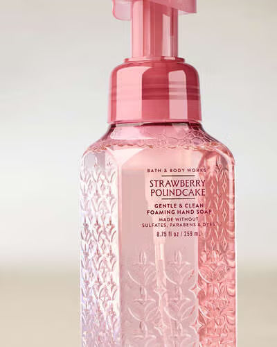 Bath & Body Works Foaming Soap - Strawberry Poundcake